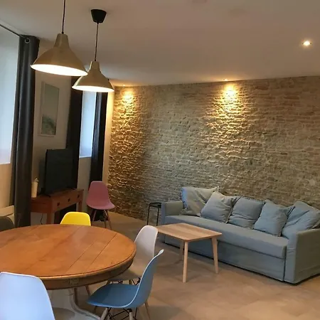 Hébergement de vacances Bord De 80 M2 *
